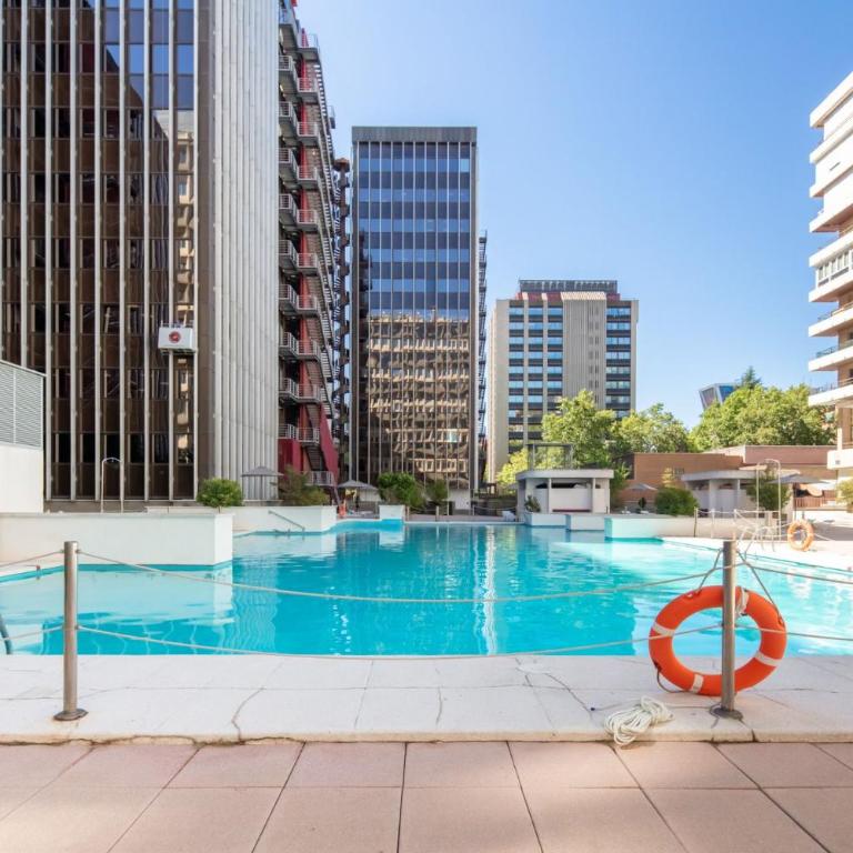 Apartamento Cercano las 4 torres - Two-Bedroom Apartment - 17