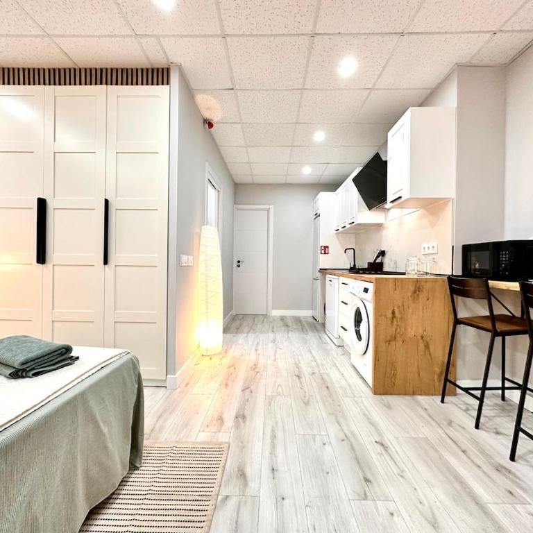 Estudio Benicalap - One-Bedroom Apartment - 8