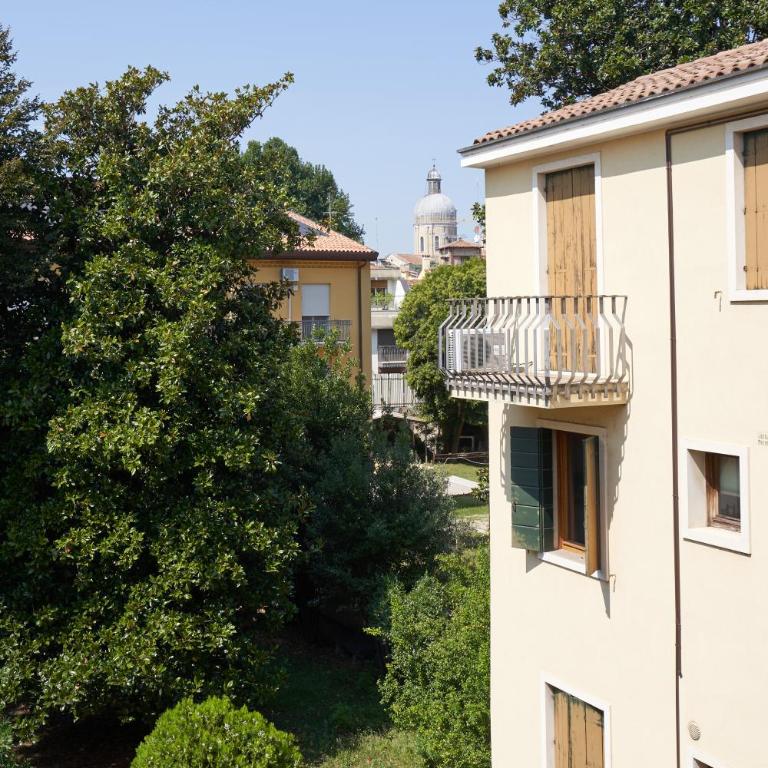 Casa Ambra la tranquillità in centro città - Studio Apartment with Balcony - 21