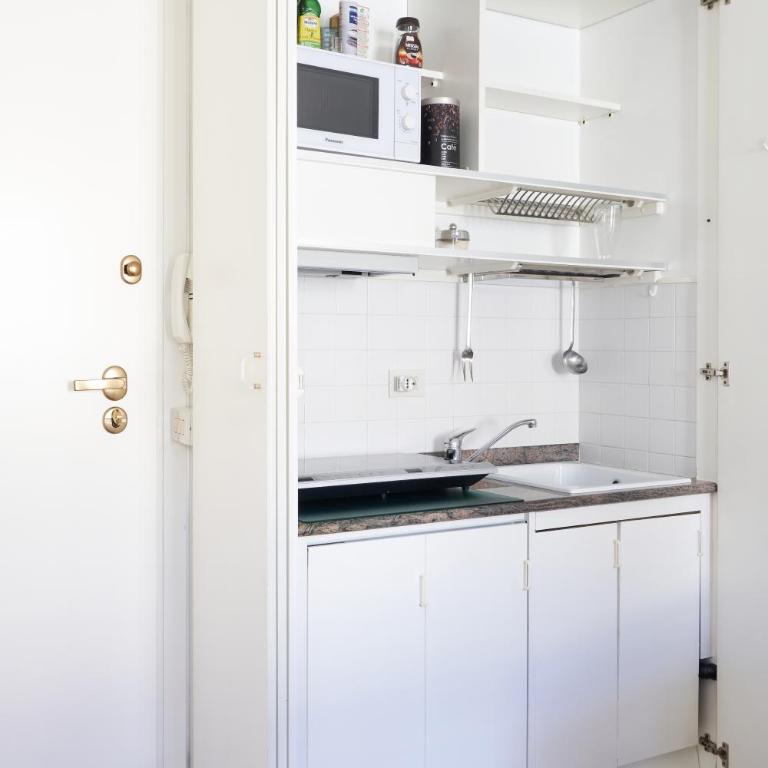 Casa Ambra la tranquillità in centro città - Studio Apartment with Balcony - 12