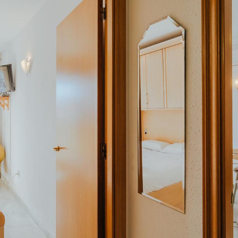 WELCS APARTAMENTO 208 EMP cerca de la playa - Apartamento con vistas y balcón - 20