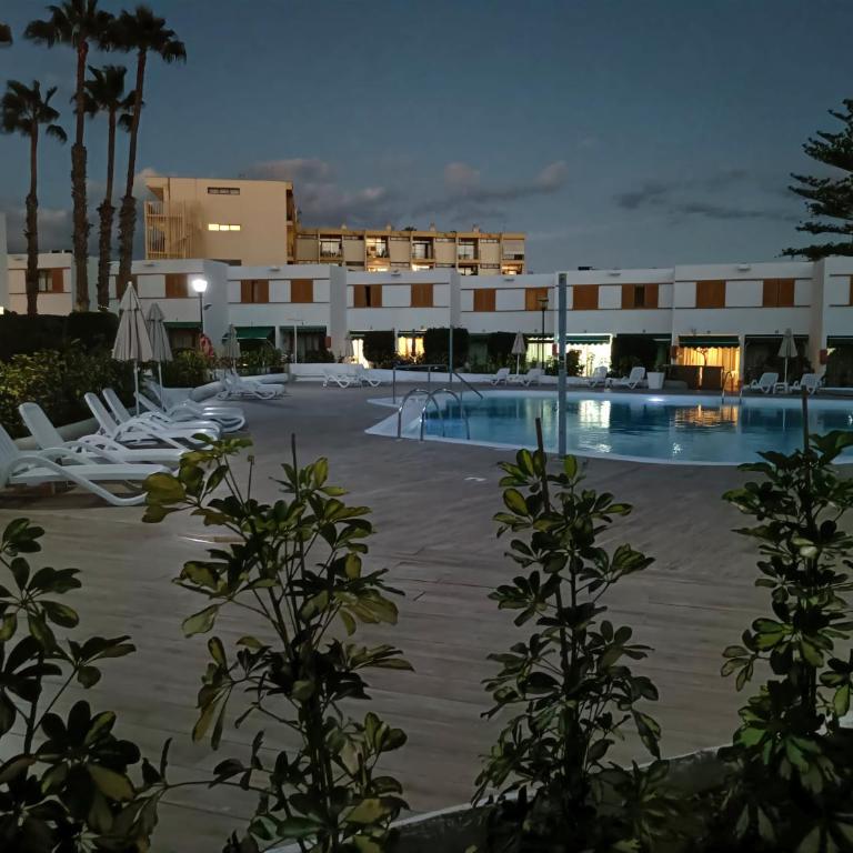 Barber Las Brisas - Two-Bedroom Apartment - 5