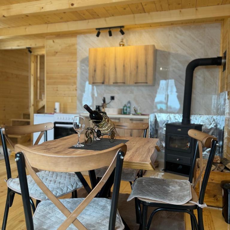 Vista Wood - One-Bedroom House - 8