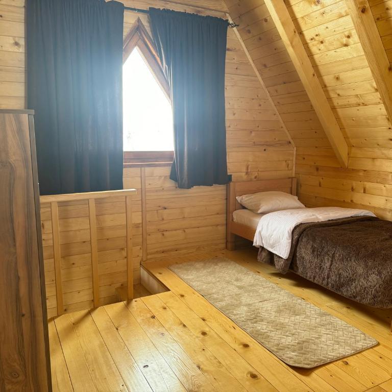 Vista Wood - One-Bedroom House - 21