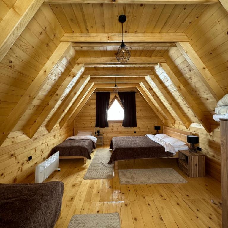 Vista Wood - One-Bedroom House - 18