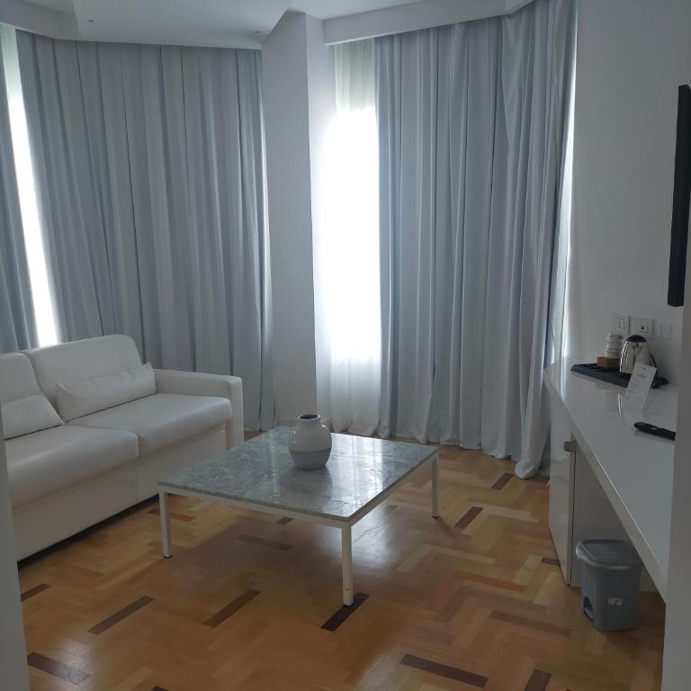 Hotel Excelsior - Suite con Vista Mare - 6