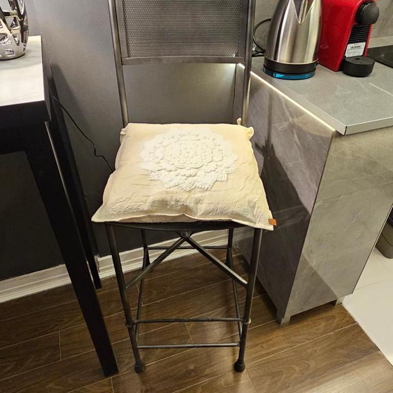 por mes, cerca del parque San Martín en complejo Vip - Apartamento - 4