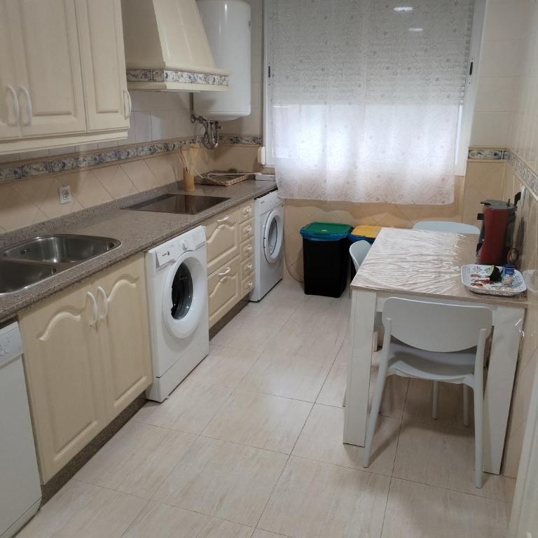 Apartamento con parking privado gratis incluido - Apartamento - 31