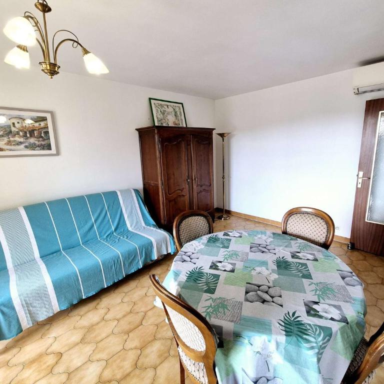 Appartement 1 chambre, climatisation, proche plage, tout à pied - Apartment - 5