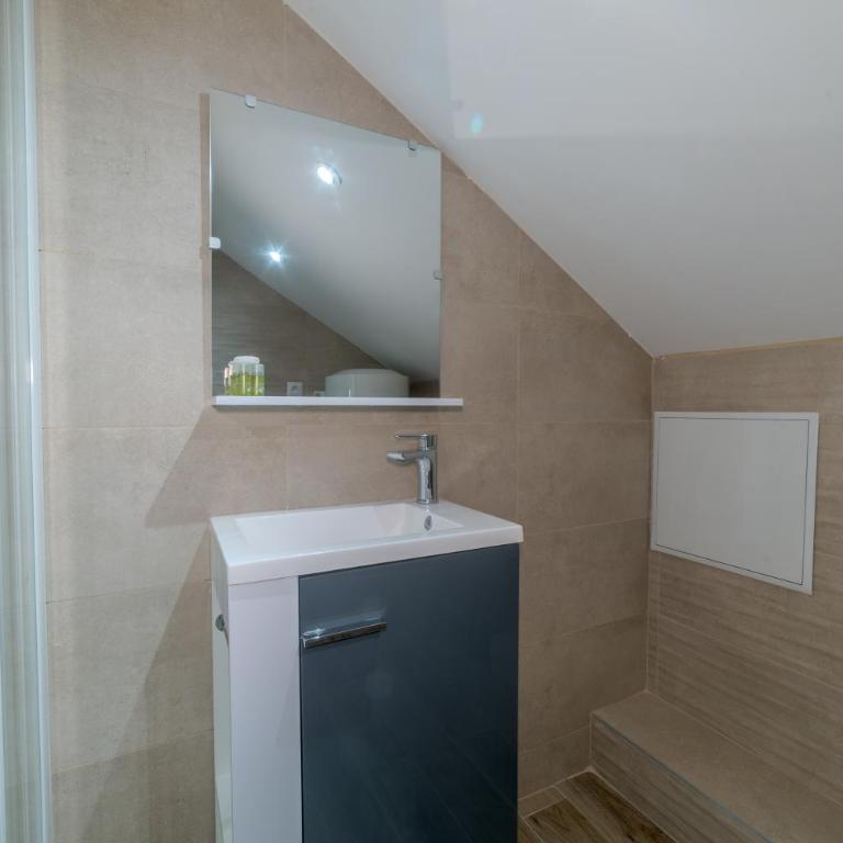 Pasteur Collection - Cozy & Warm - 4pers - Two-Bedroom Apartment - 15