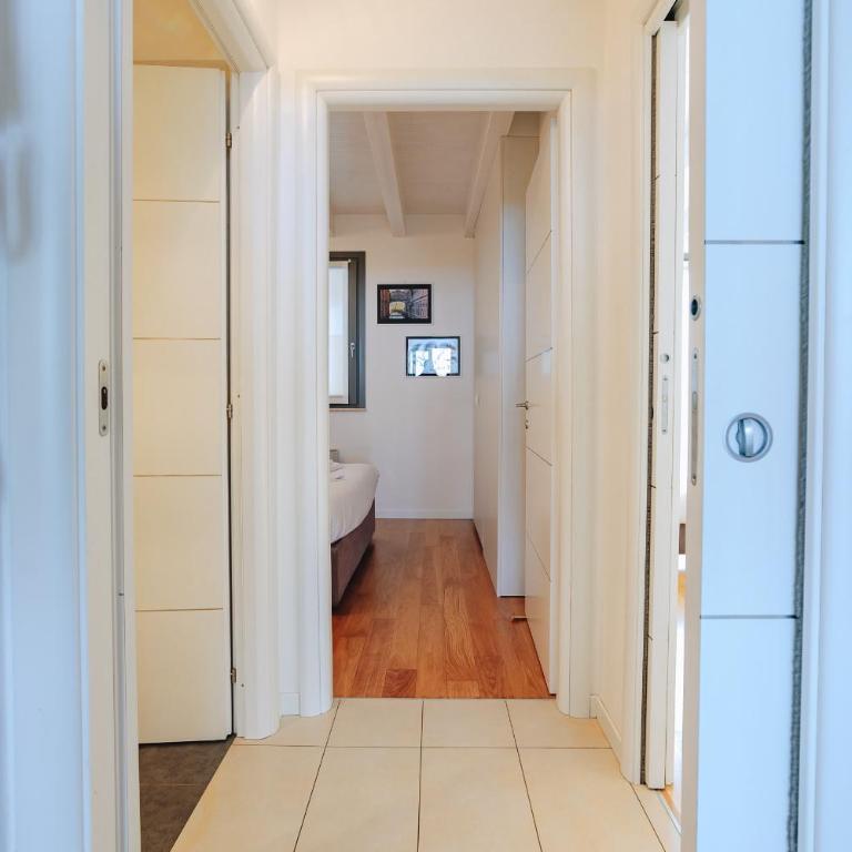 SG Family - Maison Cecile - Appartamento con 2 Camere da Letto e Vista Lago - 15