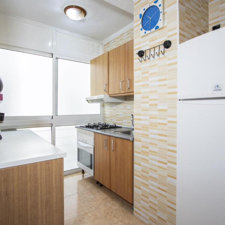 Habaneras ID151 - Three-Bedroom Apartment with Balcony - 9