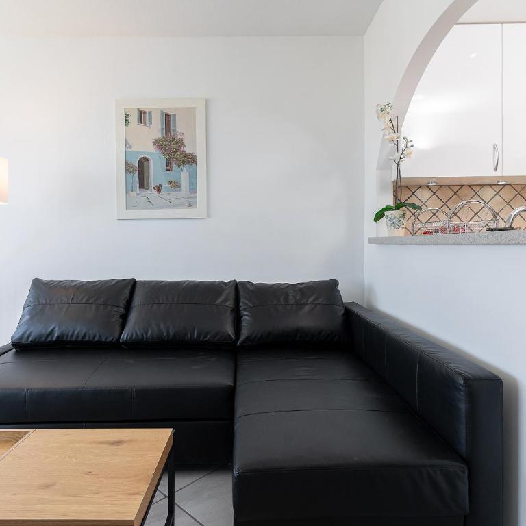 Blue Pearl - One-Bedroom Apartment - 6