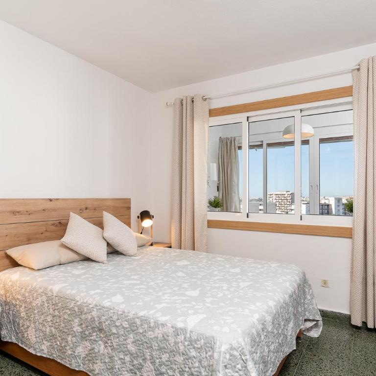 Blue Pearl - One-Bedroom Apartment - 24