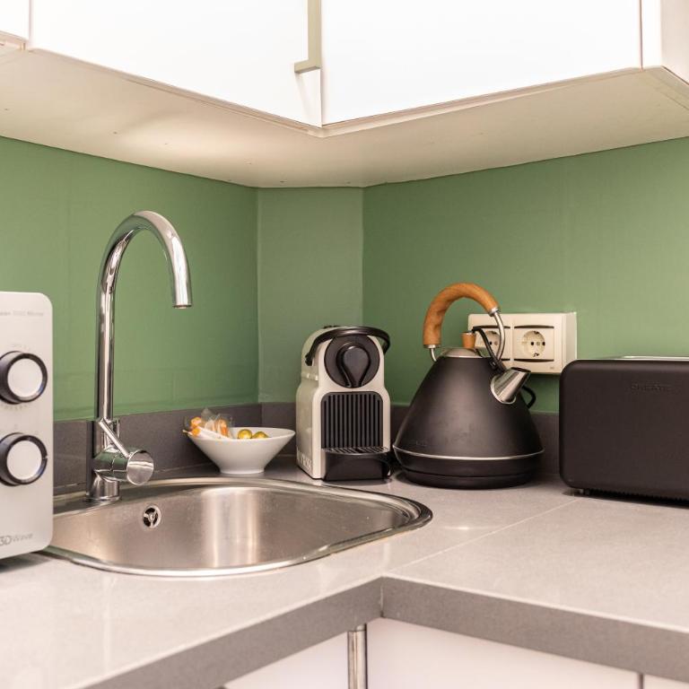 ISG Apartments Cuesta del Rosario - One-Bedroom Apartment - 16