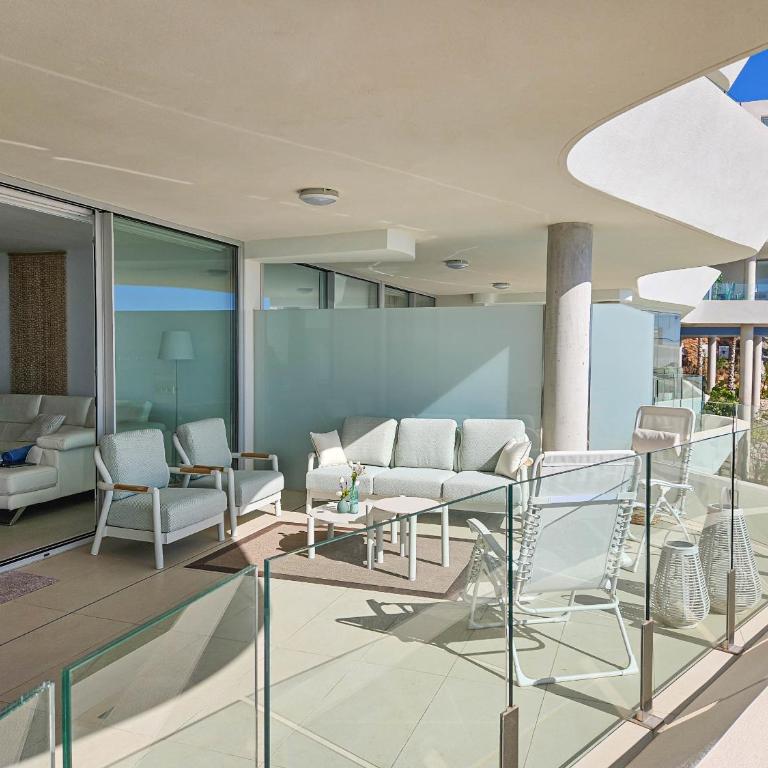 Stunning sea views at Stupa hills - Two-Bedroom Apartment with Terrace and Sea View - 3