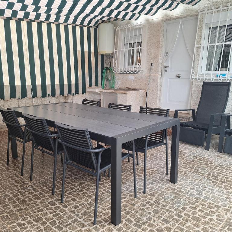 Mysigt boende endast 200m till Stranden - Casa de 2 dormitorios - 4