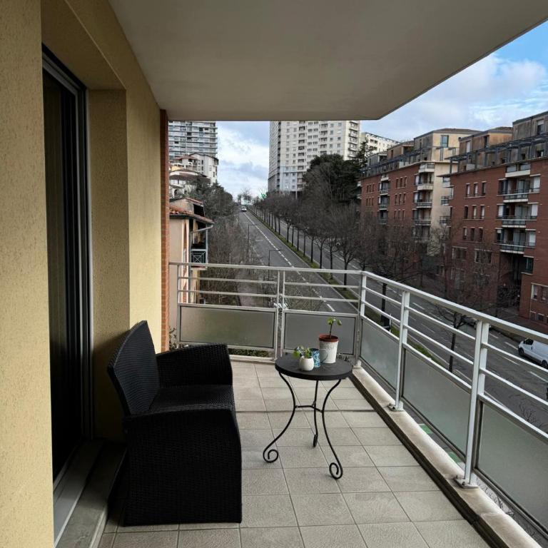 Toulouse Marengo-Gare Matabiau - Médiathèque-Allées Jean Jaurès proche ligne B Parking privé sécurisé gratuitprivé - Apartment with Terrace - 17