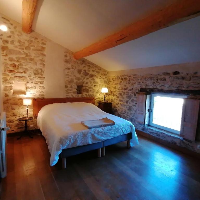 Croassecorbeau Maison de Famille au pied du Ventoux - Maison de Vacances - 47