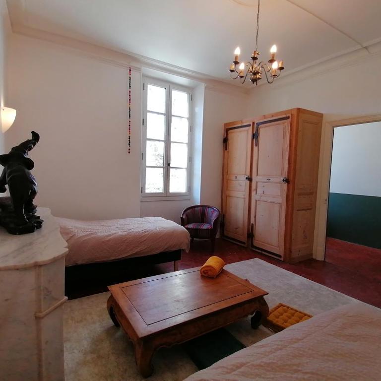 Croassecorbeau Maison de Famille au pied du Ventoux - Maison de Vacances - 34