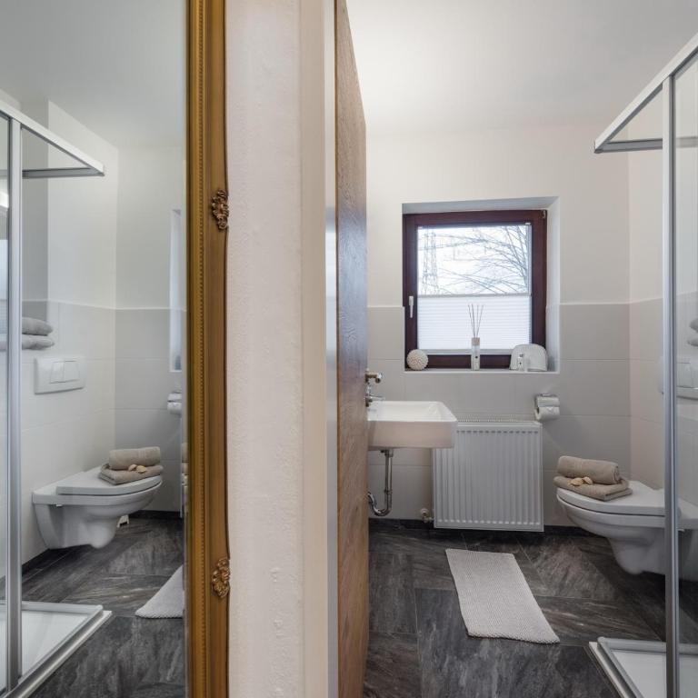Ladinger, Landhaus - Apartment mit 1 Schlafzimmer und Balkon - 5