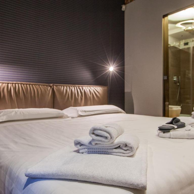 Home Boutique con Cortile-Design&Fashion District - Appartamento con 1 Camera da Letto - 25