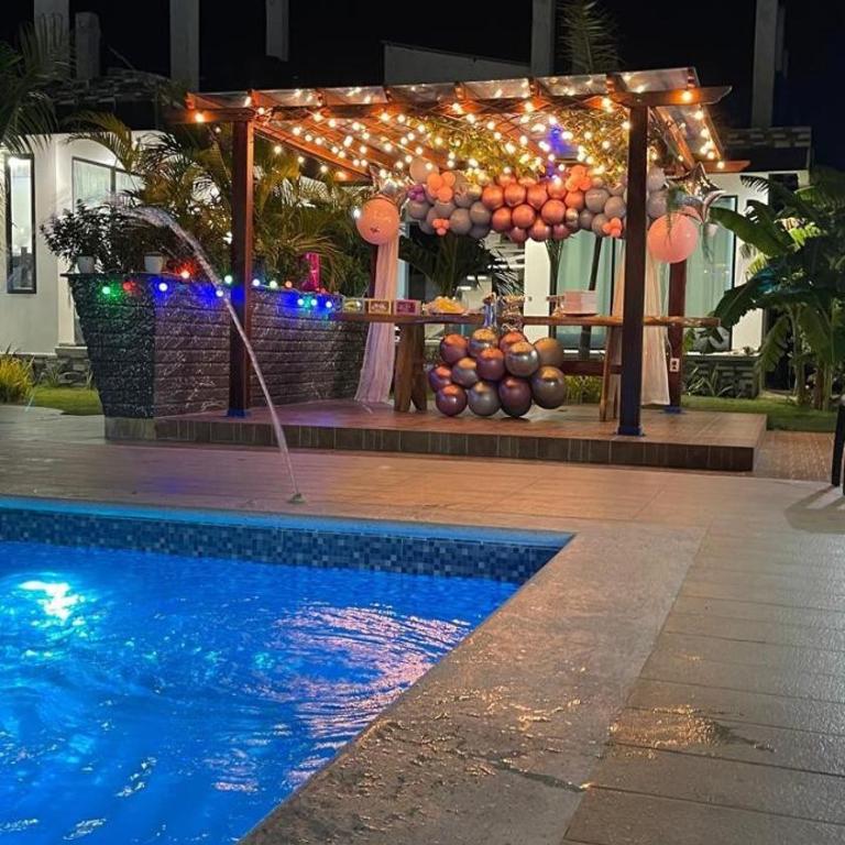 Habitacion con piscina-jacuzzi-lavadora disponible - Apartamento de 1 dormitorio - 4