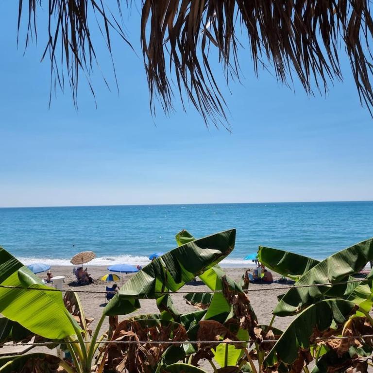 Private Beach Villa for 6 with Seaview, Pool & big Sun Terrace - Villa de 3 dormitorios - 44