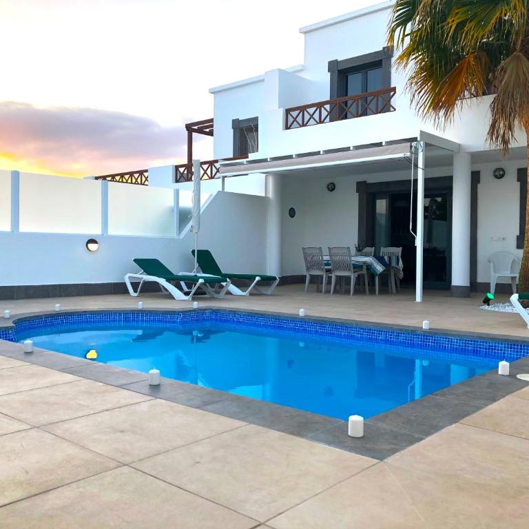 VARELA LO House con Piscina privada - Two-Bedroom House - 1