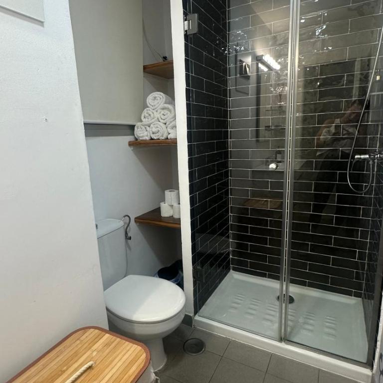 Céntrico rincón de ensueño con opción a PARKING - Two-Bedroom Apartment - 9