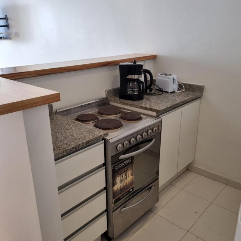 Ramat Bait - One-Bedroom Apartment - 5