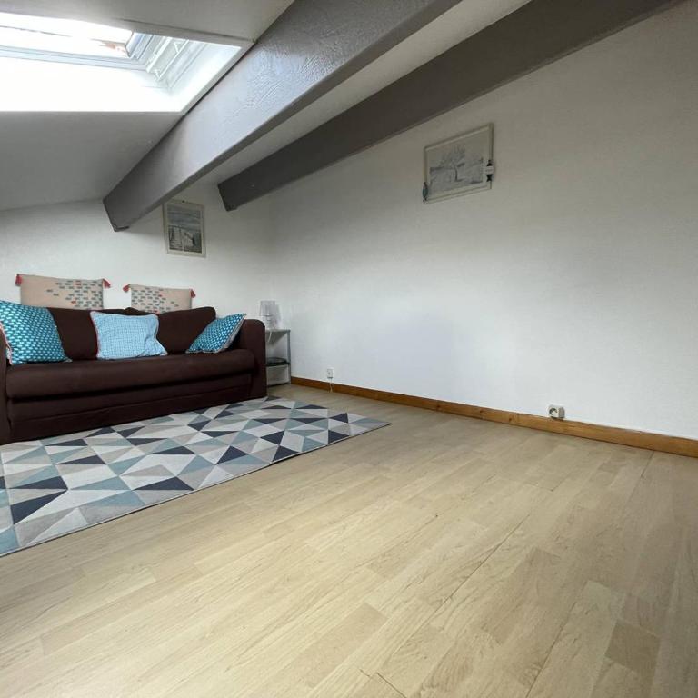 Charmante Villa T3 Climatisée avec Véranda, Terrasse et Jardinet - Proche Plage et Commerces - FR-1-106-54 - Villa - 7