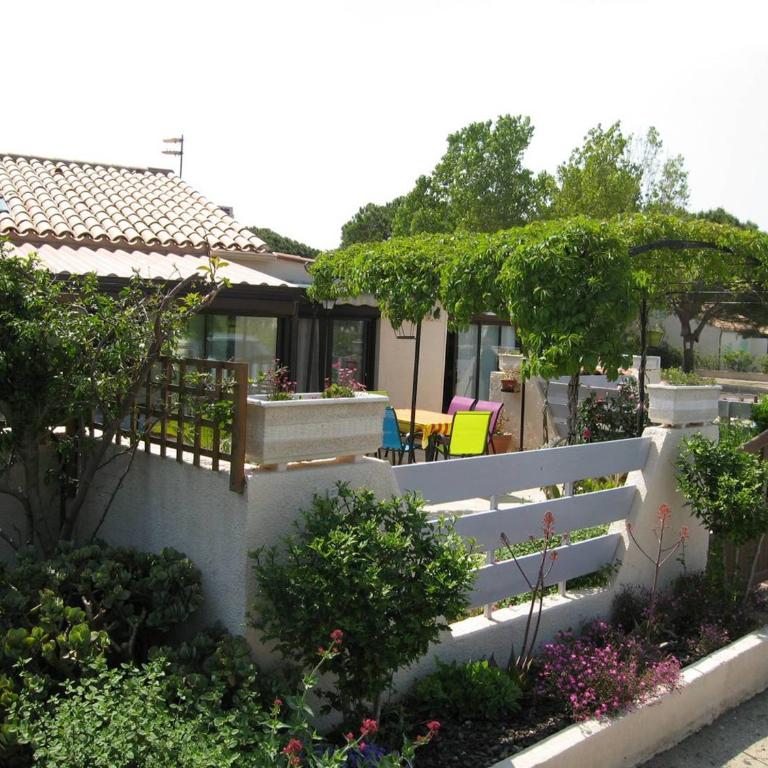 Charmante Villa T3 Climatisée avec Véranda, Terrasse et Jardinet - Proche Plage et Commerces - FR-1-106-54 - Villa - 25