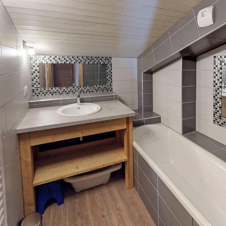 Chalet rénové avec sauna, garage et Wi-Fi - Saint-Martin-de-Belleville - FR-1-452-69 - Chalet 3 Chambres - 20
