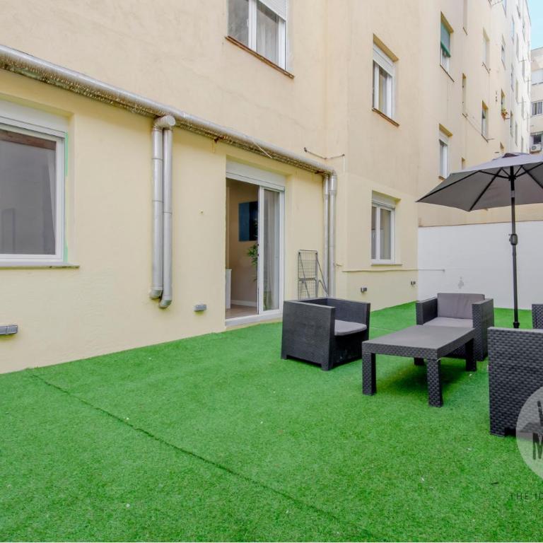 Vive Madrid con Terraza para 5 en Santa Ana 6 - Apartment - 26