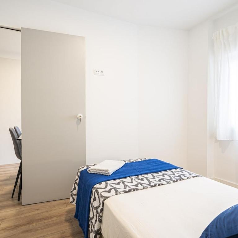 For You Rentals Apartamento La Vaguada 2 rooms Madrid Temporal PMO102 - Two-Bedroom Apartment - 11