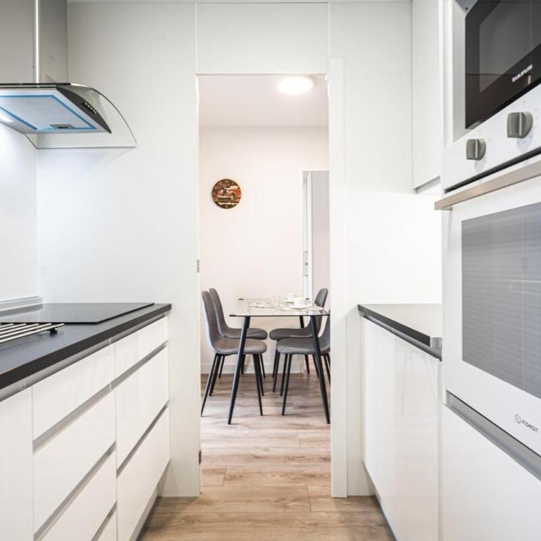 For You Rentals Apartamento La Vaguada 2 rooms Madrid Temporal PMO102 - Two-Bedroom Apartment - 15