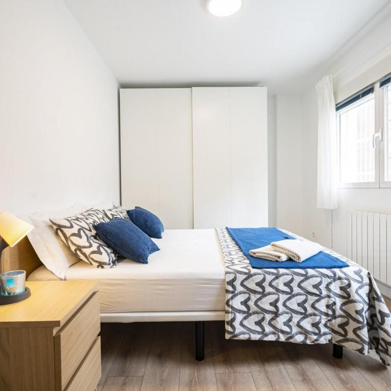 For You Rentals Apartamento La Vaguada 2 rooms Madrid Temporal PMO102 - Two-Bedroom Apartment - 19