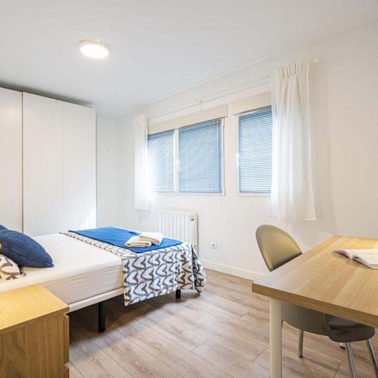 For You Rentals Apartamento La Vaguada 2 rooms Madrid Temporal PMO102 - Two-Bedroom Apartment - 30