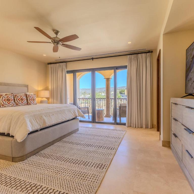 Luxe Villa Retreat at Rancho San Lucas - Villa - 37