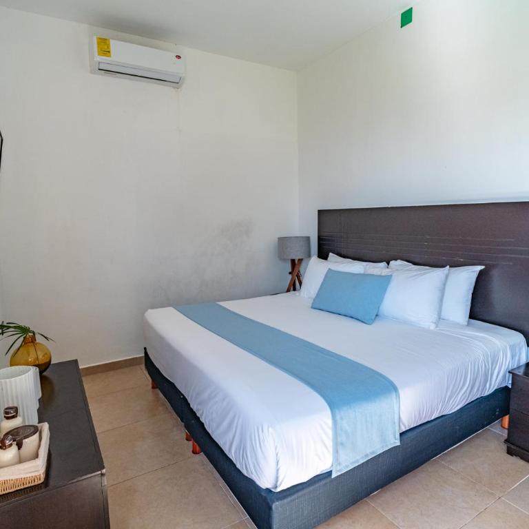 Areia Playa del Carmen - Beach Front Hotel - Three-Bedroom Villa - 4