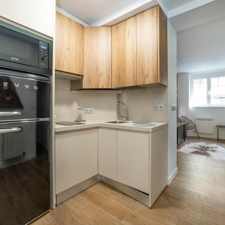 El Encanto del Oeste - Two-Bedroom Deluxe Apartment - 11