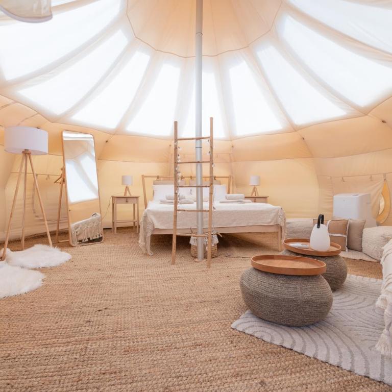 VILLA OSTUNI ONE mit Pool, Gästehaus & Glamping - Villa - 22
