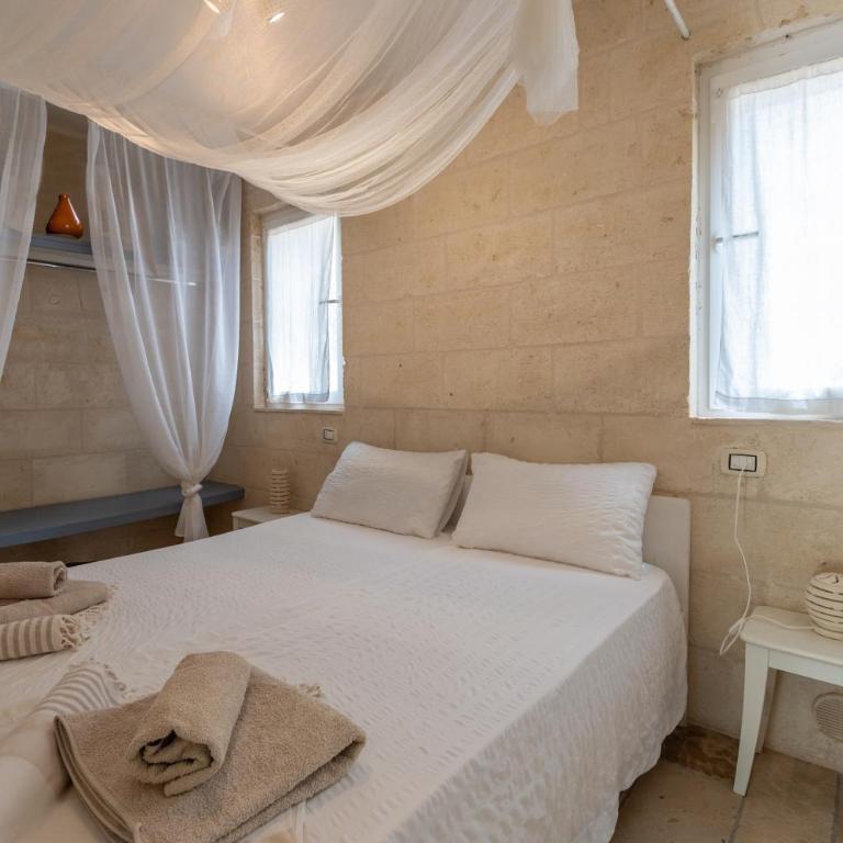 VILLA OSTUNI ONE mit Pool, Gästehaus & Glamping - Villa - 44