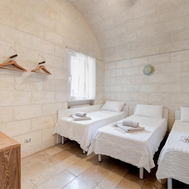 VILLA OSTUNI ONE mit Pool, Gästehaus & Glamping - Villa - 39