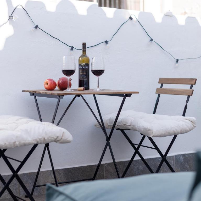 Dúplex con terraza y parking en el Albaicín - Two-Bedroom Apartment - 10