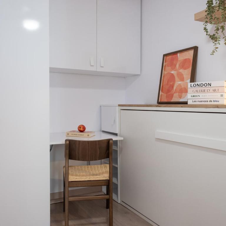 Dúplex con terraza y parking en el Albaicín - Two-Bedroom Apartment - 15
