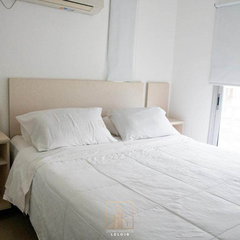 Departamentos Leloir - Two-Bedroom Standard Apartment - 1