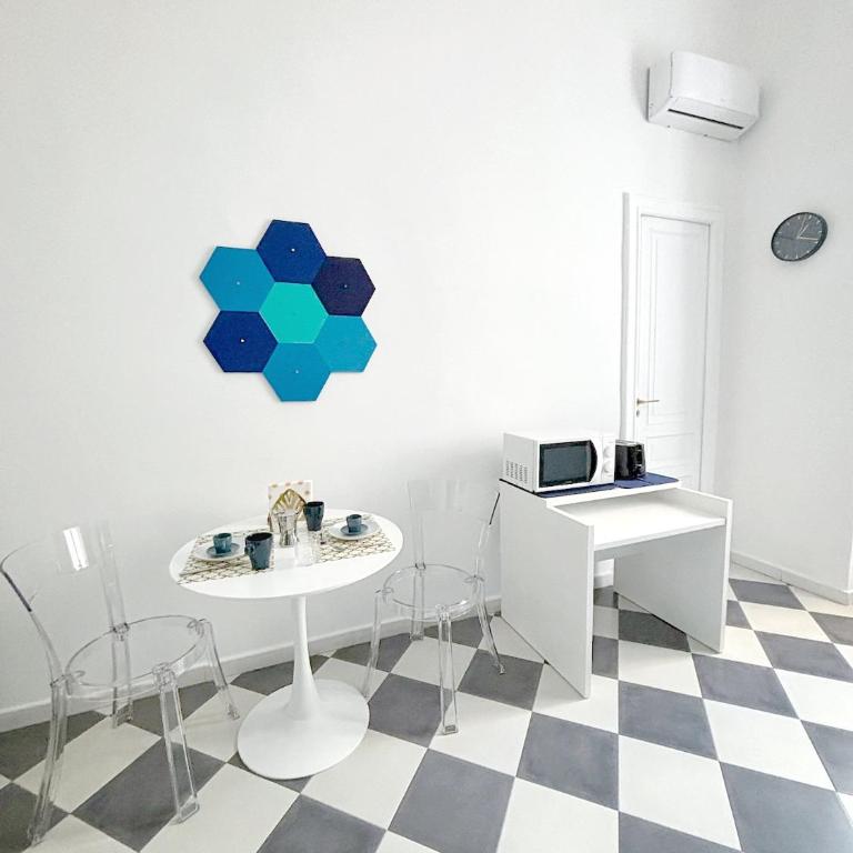 Quid Juris 28 - Santa Lucia - Appartamento Superior con 2 Camere da Letto - 2