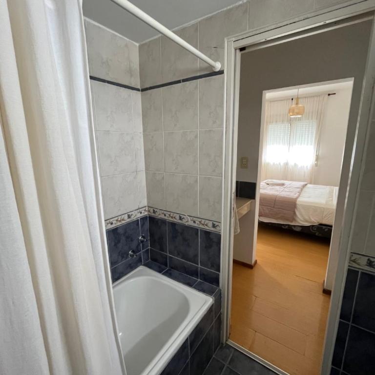 Departamento Sara, zona centro con cochera! - Apartamento de 2 dormitorios - 13